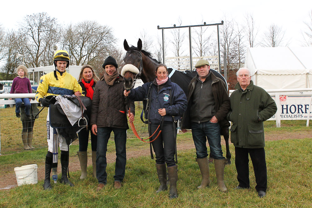 Connections of Illicit Illusion, including winning rider Tom Weston