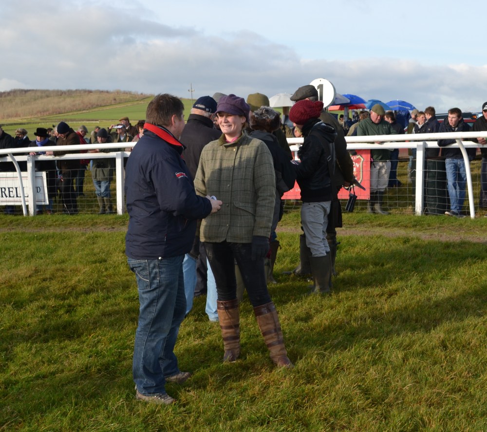 Dai Jones chats to Phine Banks, her sister, Abs Banks, has just won the Connolly's RED MILLS Intermediate on Hall Kelly