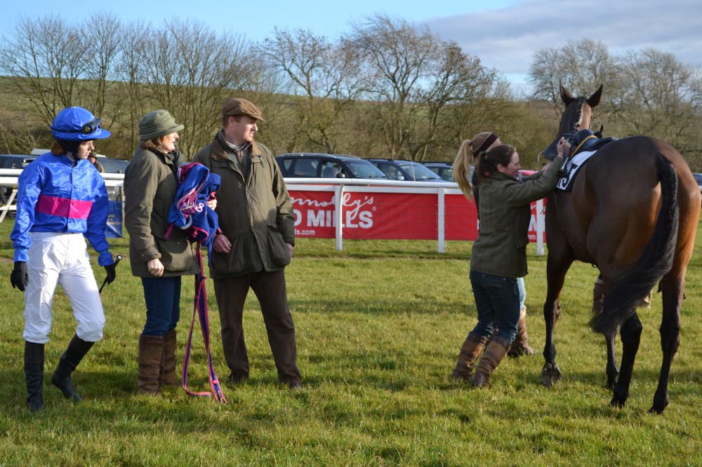 Emily Rucker is ready to be legged up on Stonemaster while mum Angela Rucker and dad William Rucker look on