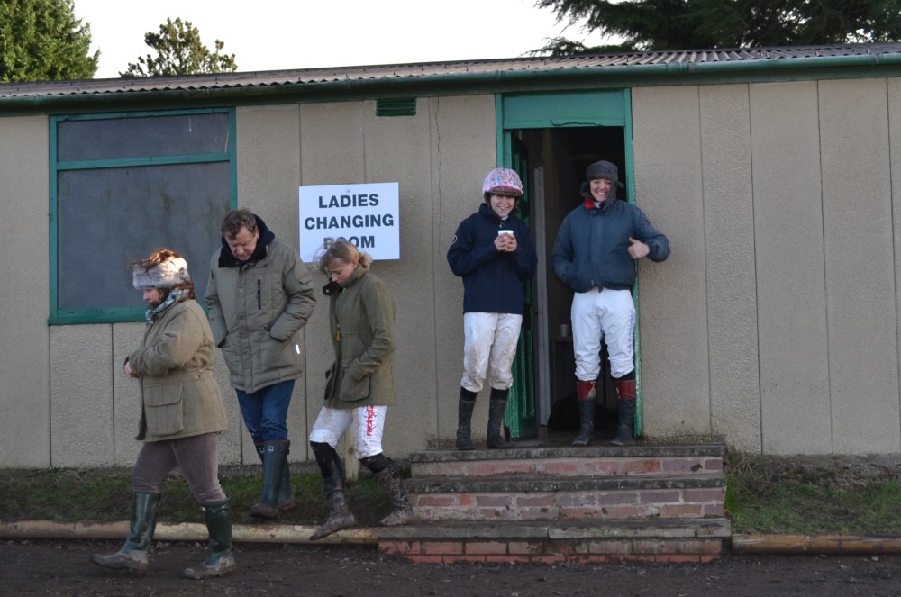Smiles & a thumbs up from Rachel Leyshon (left) and Hannah Lewis