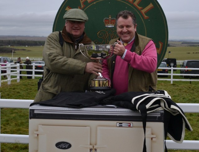 David Simpson (AGA) presents Paul Nicholls with the Woolwich Perpetual Challenge Cup