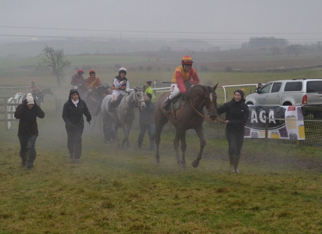 Central Flame and Catherine Walton, winners of the Open Maiden 456&7yo