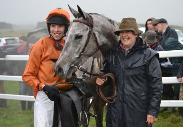 Un Ami, winner of the Open Maiden (Div 2) 567&8yo