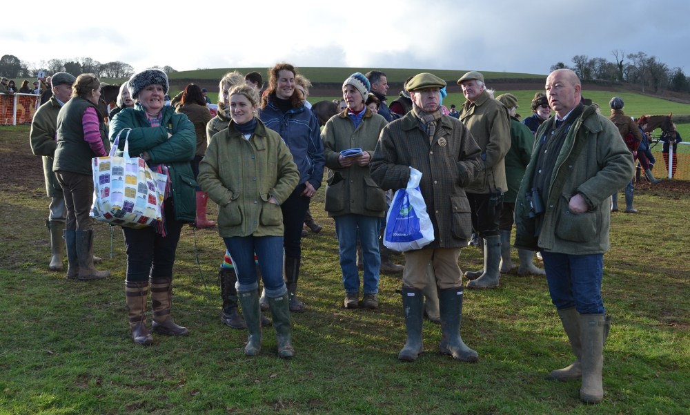 Mrs S and is still clutching her distinctive AGA Iconic bag 