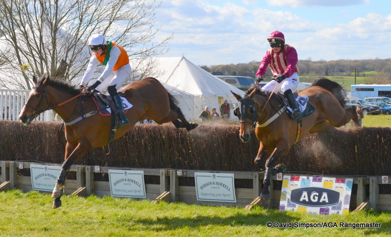 Can you spot the hastily erected AGA signs?