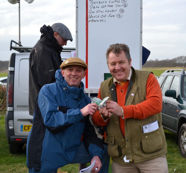 Our free bet in conjunction with the Racing Plus (Pointing Plus) was very well received, and here you can see me with Mike Smith after we had counted the free bet tokens (great initiative Mike!)