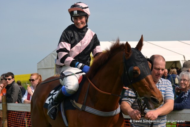 Katy Lyons finally got her hands on an AGA hat after the race!
