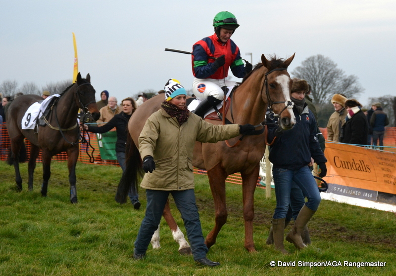 L-R Kristy Kettlewell, rider Catherine Walton, and Lucy Kerr, followed by Laura Clark and Nosecond Chance (no 9)
