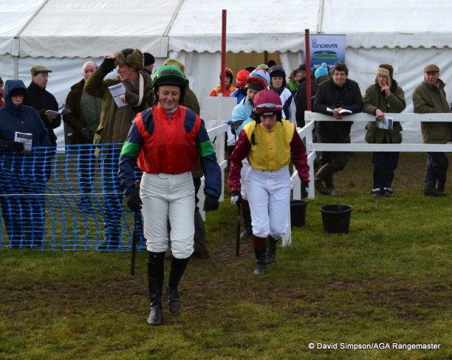 Catherine enters the paddock at Friars Haugh, could she make it 3 in a row?
