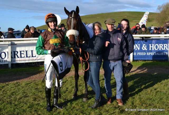 Executive Benefit was an impressive winner of the Mens Open race.