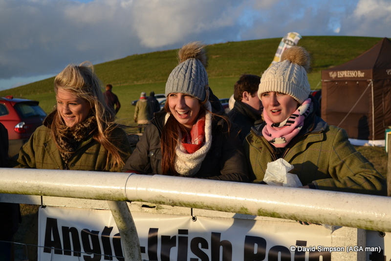 Best mates but there's something missing (clue: it's hat related!).