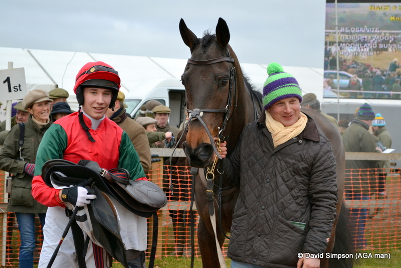 Love Manhattan and Tom Chatfeild-Roberts get the day off to a great start by winning the first Subaru Restricted of 2015