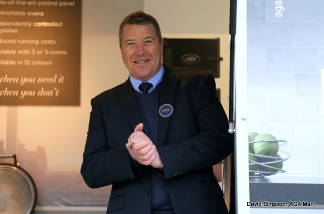 The set up at Hackwood is ideal for one of our AGA show trailers, a great opportunity to show of some of our products and for some of my colleagues to come pointing!