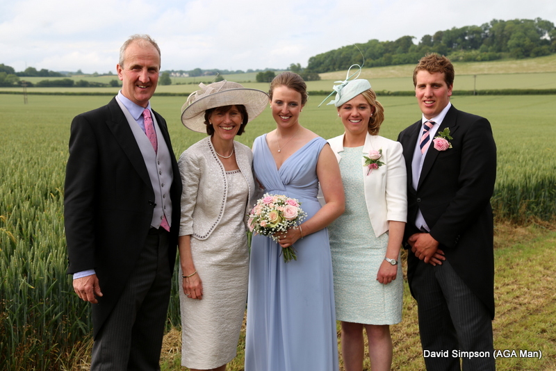 Hold that pose! A nice family shot for Charity (eventually).